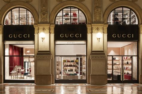 gucci milano negozio|boutique Gucci milan.